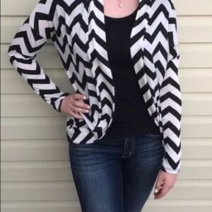 Chevron cardigan Size M
